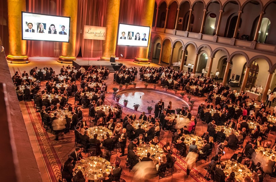 215_AW_Laureate2016